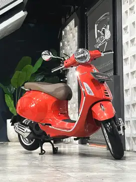 Termurah‼️Vespa Primavera 150 ABS 2022 Orange Tramonto. Danny Mustika