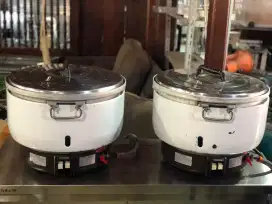 Rice Cooker Gas kapasitas 10L
kondisi mulus

thermostat On
