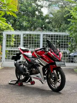 Honda Cbr 15R Facelift
2016