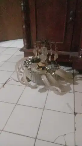 Mau jual lampu gantung