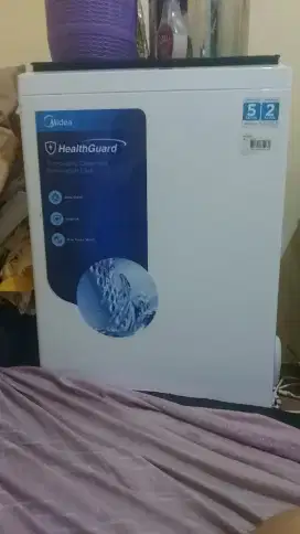 Mesin cuci midea