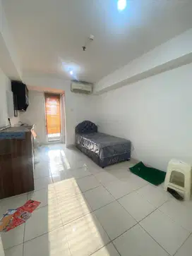 Green bay sewa murah studio semi furnished hadap mall siap huni