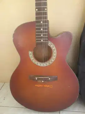 Gitar Akustik suara oke