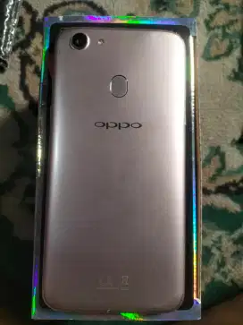 Oppo F5 4/64 GB Bekas Pemakaian,Matraman Jakarta Timur.