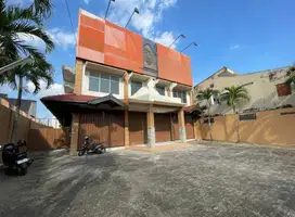 Di sewakan gedung komersil dekat tugu jogja