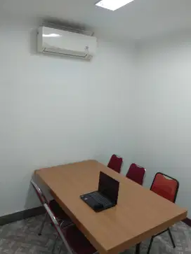 Ruangan Kantor siap pakai,harga irit lokasi Dipati Ukur Bandung