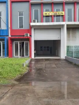 Gudang siap pakai di Bizpoint Cikupa Full Renovasi