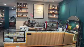 Dibutuhkan lowongan barista dan waiters