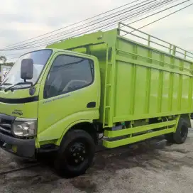 Di jual Hino Dutro 130 HD Light Truck Dump 2017