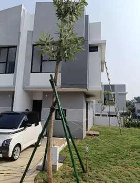 Rumah Baru Di Golf Estate Cimanggis