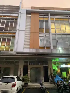 Ruko Ruby Disewa di Summarecon Bekasi