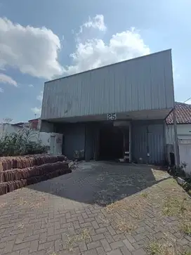 Disewakan Gudang Di Poros Jalan Raya Balearjosari Blimbing Malang