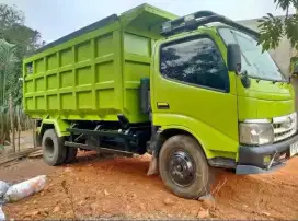 Dijual Hino Dutro 130 HD Light Truck Dump 2017