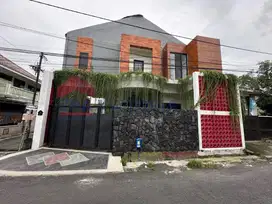 Rumah Kos Lokasi Strategis Dekat Sekolah Al-Hikam dan Kampus Ternama