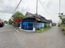 Rumah Strategis Dekat Fasilitas Umum dan Kantor Perbankan