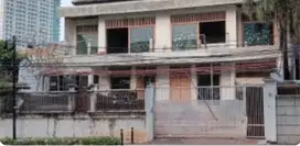 Disewakan  Rumah Untuk Usaha/Kantor di Kyai Maja Keb Baru Jak Sel