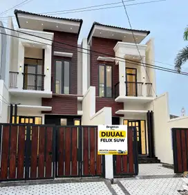 Jual Rumah Baru 2 lt   Greenlake Wonorejo