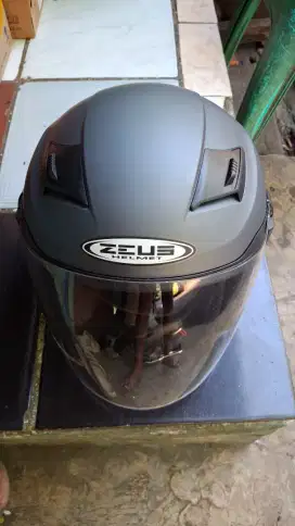 Helm ZEUS ZS 611 Half Face Helmet Original 100%
