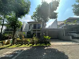 DIJUAL RUMAH MURAH DALAM CLUSTER SERENIA HILLS LEBAK BULUS DEKAT MRT