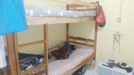 ranjang 2 tingkat + 1 kasur