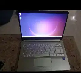 Laptop HP 14s sudah baklit