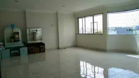 Dijual Rumah di Glodok 4 lantai 9,2x39 m luas tanah 360 m