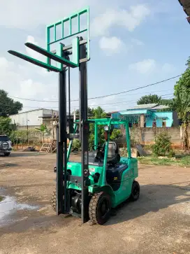 Aneka Forklift bekas siap kerja berkualitas