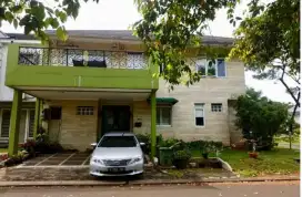Dijual Rumah Hoek The Green Bsd Pool Lingkungan Asri