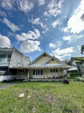 Dijual Rumah Lama di Nol, Poros Jalan Raya Dieng, Klojen,