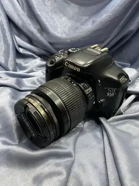 KAMERA CANON EOS 550D