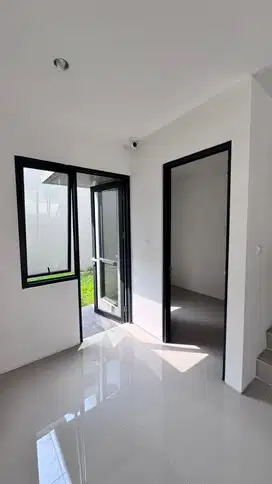 RUMAH CITRA 8 INI BUKAN BUAT YANG ANAKNYA MASIH SEKOLAH NEGERI