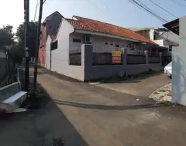 Rumah di Cilendek Indah Posisi Hoek Dekat Stasiun
