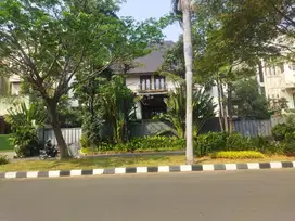 Rumah 3 Lantai Di Taman Permata Buana, Hanya 7 Menit Ke Tol Meruya