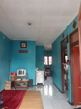 Dijual Rumah Siap Huni di Jalan Cikajang Antapani