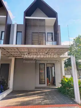 Brand New Bagus Siap Huni di Hoek Taman dekat Transmart Graha Bintaro