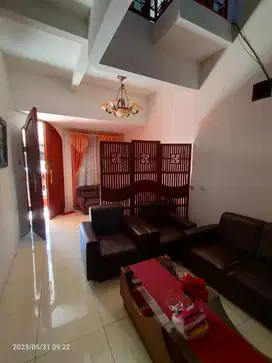 RUMAH 2 LANTAI COCOK UNTUK KOST DEKAT KAMPUS DI PANYILEKAN GEDEBAGE