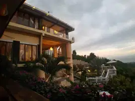 Villa mewah 4 lantai view laut dan gunung dijual, Lombok area