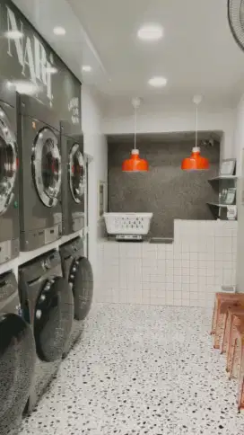DIBUTUHKAN SEGERA KARYAWAN LAUNDRY