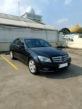 Mercedes-Benz C200 2010 Bensin