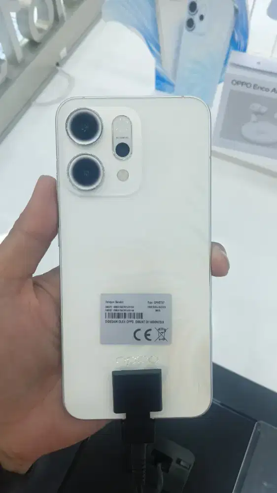 OPPO Reno 14 5G (Promo cicilan bunga 0%)
