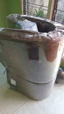 Jual dipan, kursi 1 set dan lemari kulkas