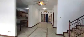 Rumah Siap Pakai di dekat Blok M