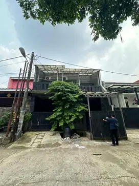 Dijual Rumah Taman Cikunir Indah, Galaxi, Jatibening