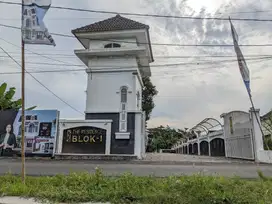 American Classic Residence di Ambarketawang, Sleman