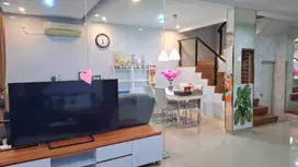 Di jual rumah citra 2 ext posisi hoek