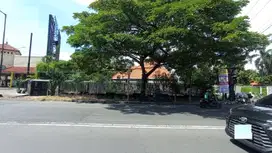 Disewakan Tanah Beserta Bangunan Tengah Kota Jalan Indragiri Surabaya