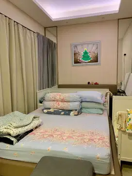 Termurah Rumah Green Lake 96m2 Furnished Hadap Selatan Siap Huni