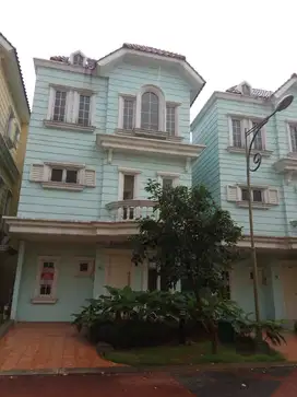 Dijual Rumah termurah di montana village gading serpong