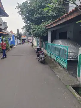 Rumah di pondok kelapa di jual murah