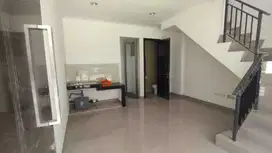 Dijual Rumah PIK 2 Tahap 2 uk 4,5x10 Kondisi bagus